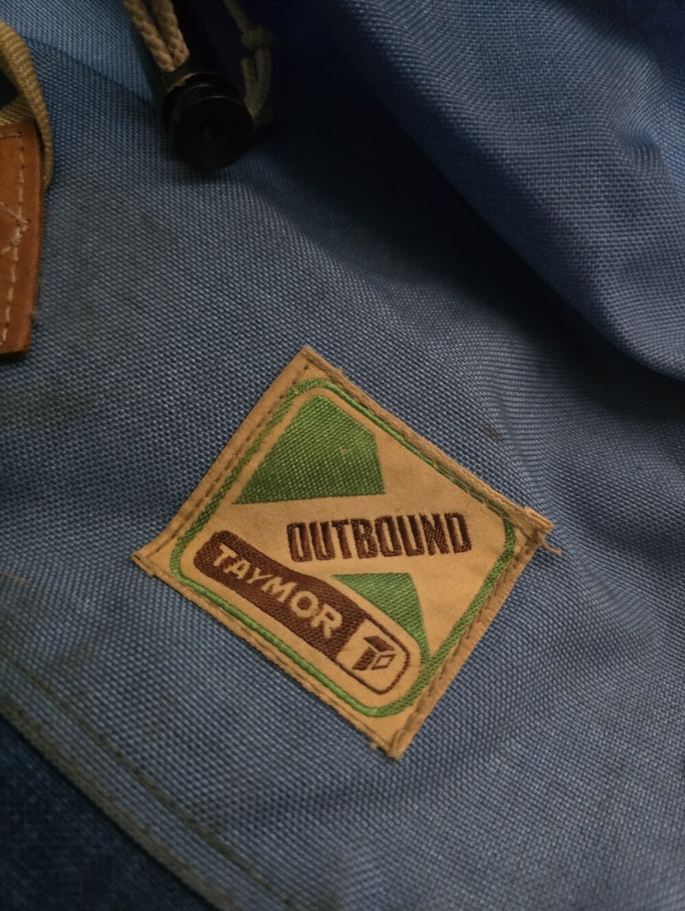 Vintage Outbound blue nylon backpack with tan leather details and a distinctive - Picture 3 of 6